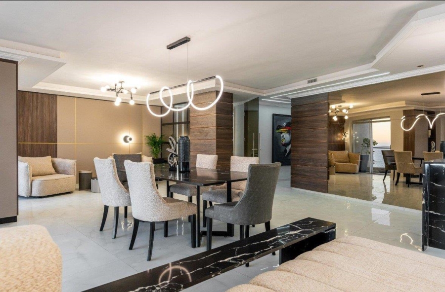 4 Bedroom Property for Sale in Beachfront Western Cape